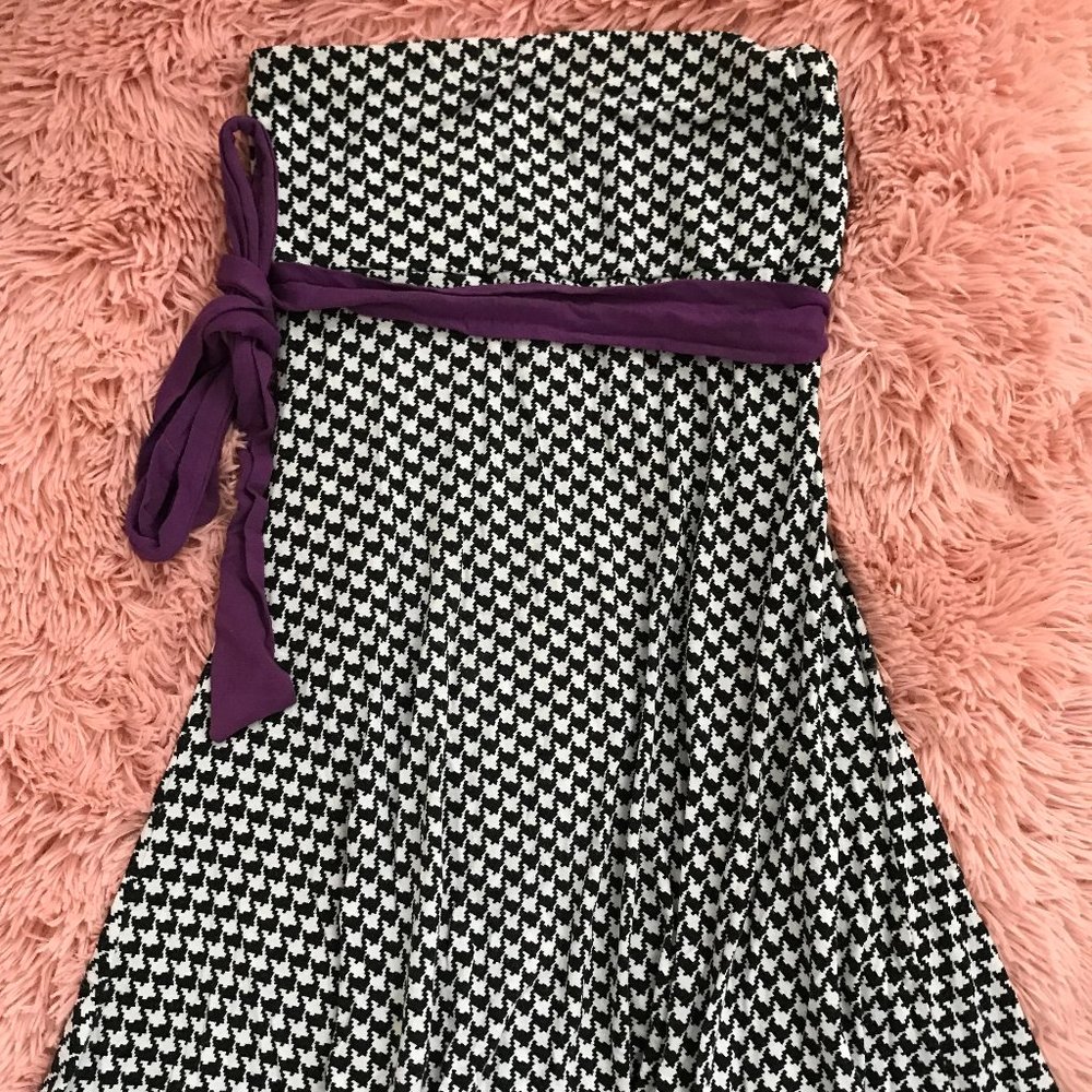 Blanco Mini Checkers Dress